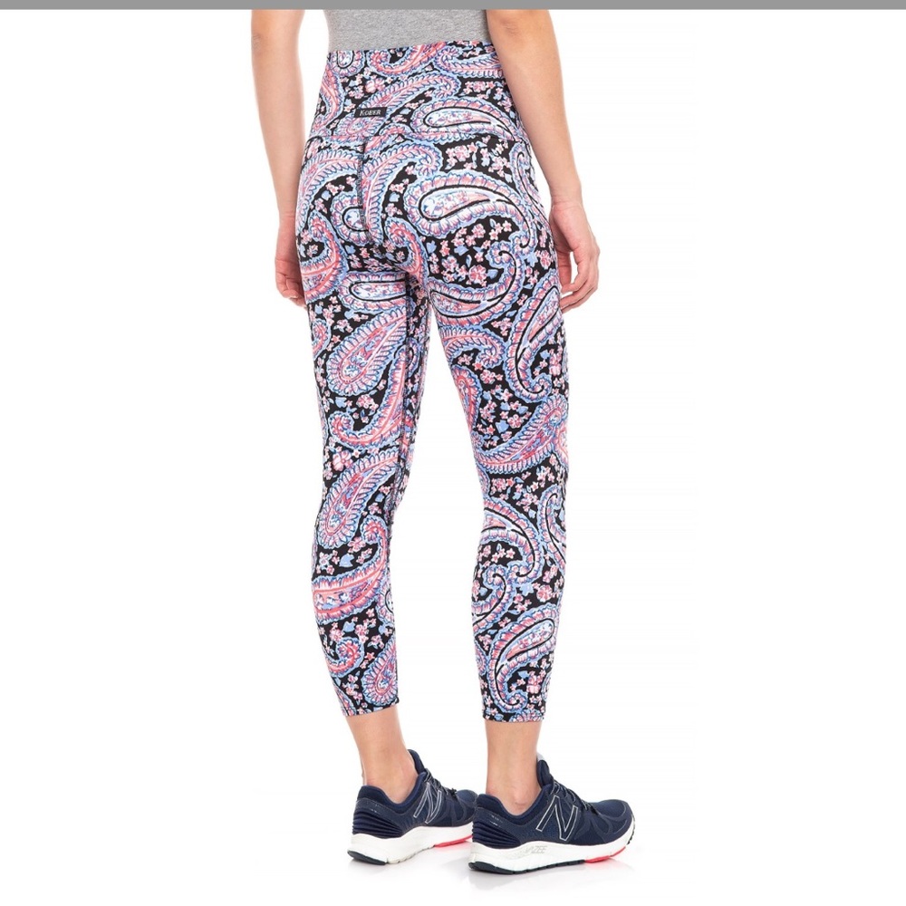 NWT K-Deer Legging Capri Nantucket Paisley Print - Picture 1 of 3